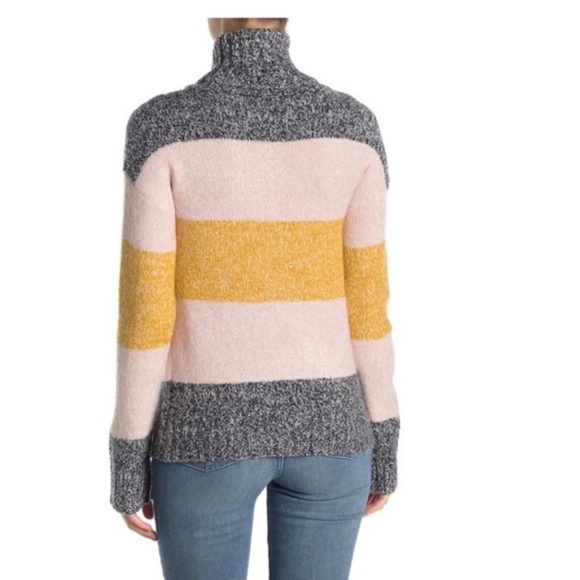 Olivia Sky Long Sleeve Turtleneck Sweater - Picture 2 of 9